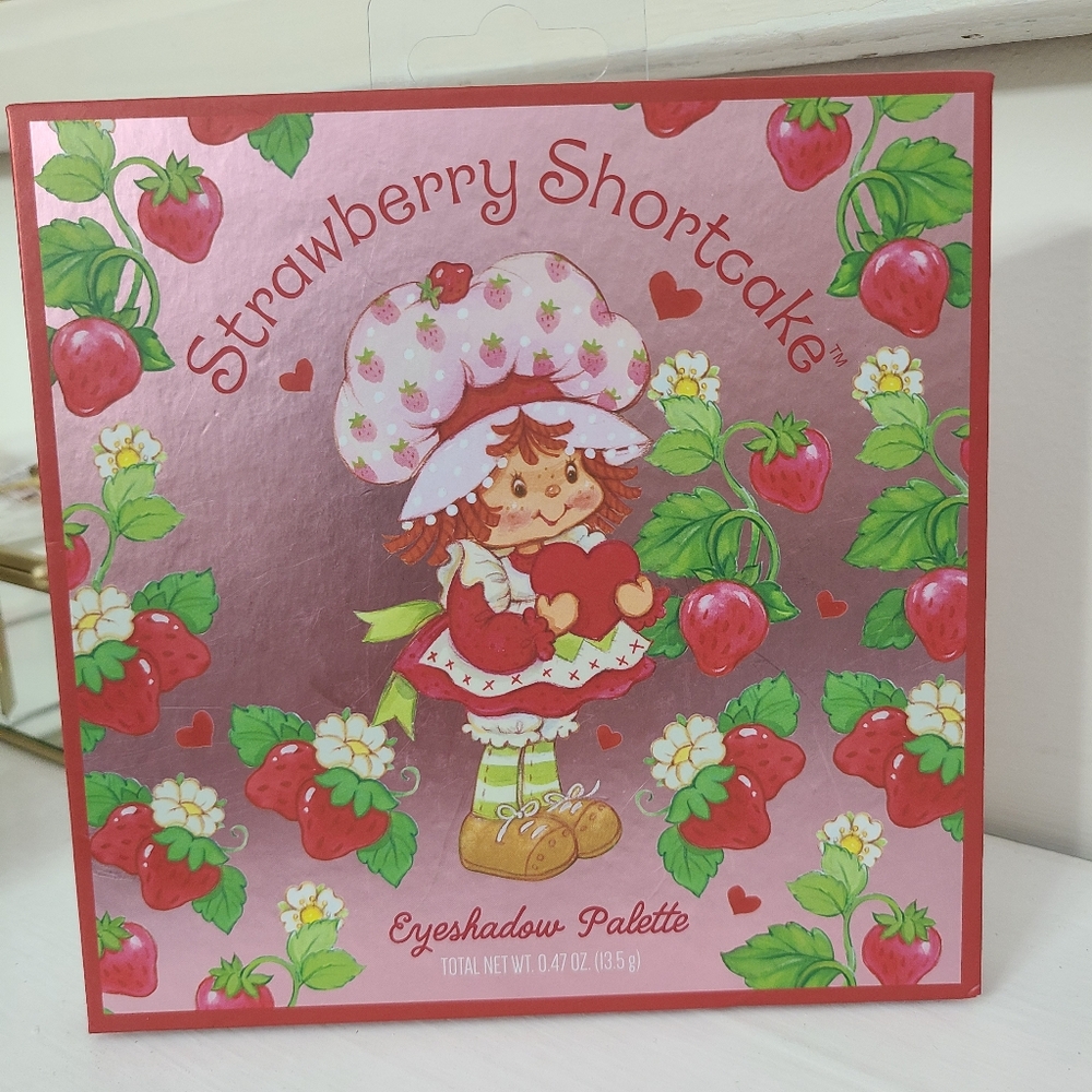 Strawberry Shortcake Eyeshadow Palette, 12 Eyeshadow Shades